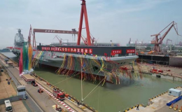 中国第三艘航空母舰17日下水 命名“福建舰”